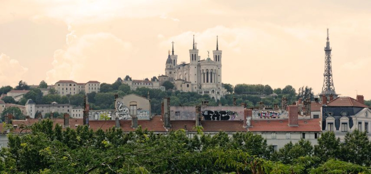 Vue sur la Cathédrale de Fourvière - Lyon