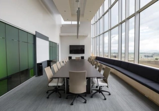 espace de travail lumineux dans la Techlid