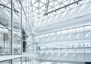 Verrière d'un immeuble de bureaux